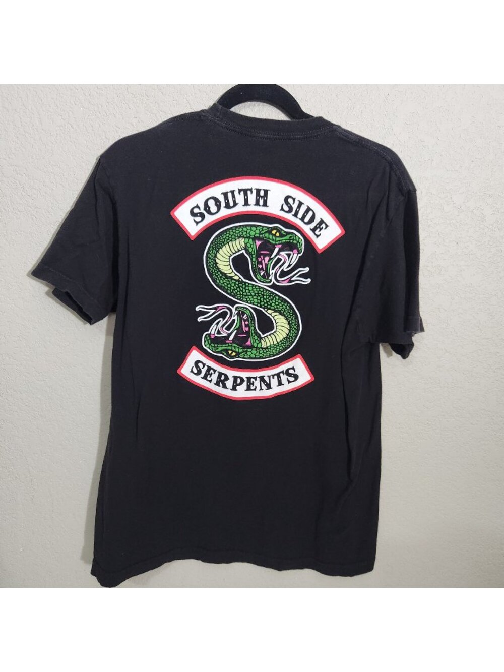 Riverdale Southside Serpents Mens T-Shirt Size L Black Graphic Tee Casual Fit